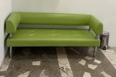 Диваны Каре для Клиники новых технологий