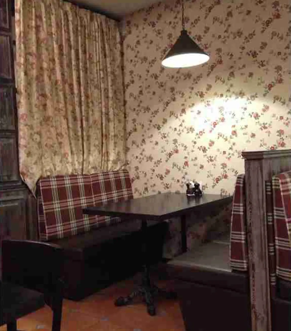 Диваны для бара «Теленок табака»