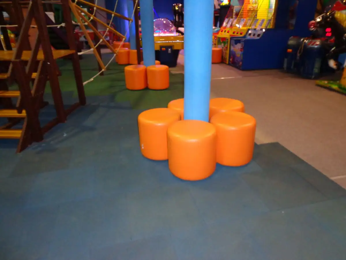 Мягкая мебель для развлекательного центра «Dreamland»