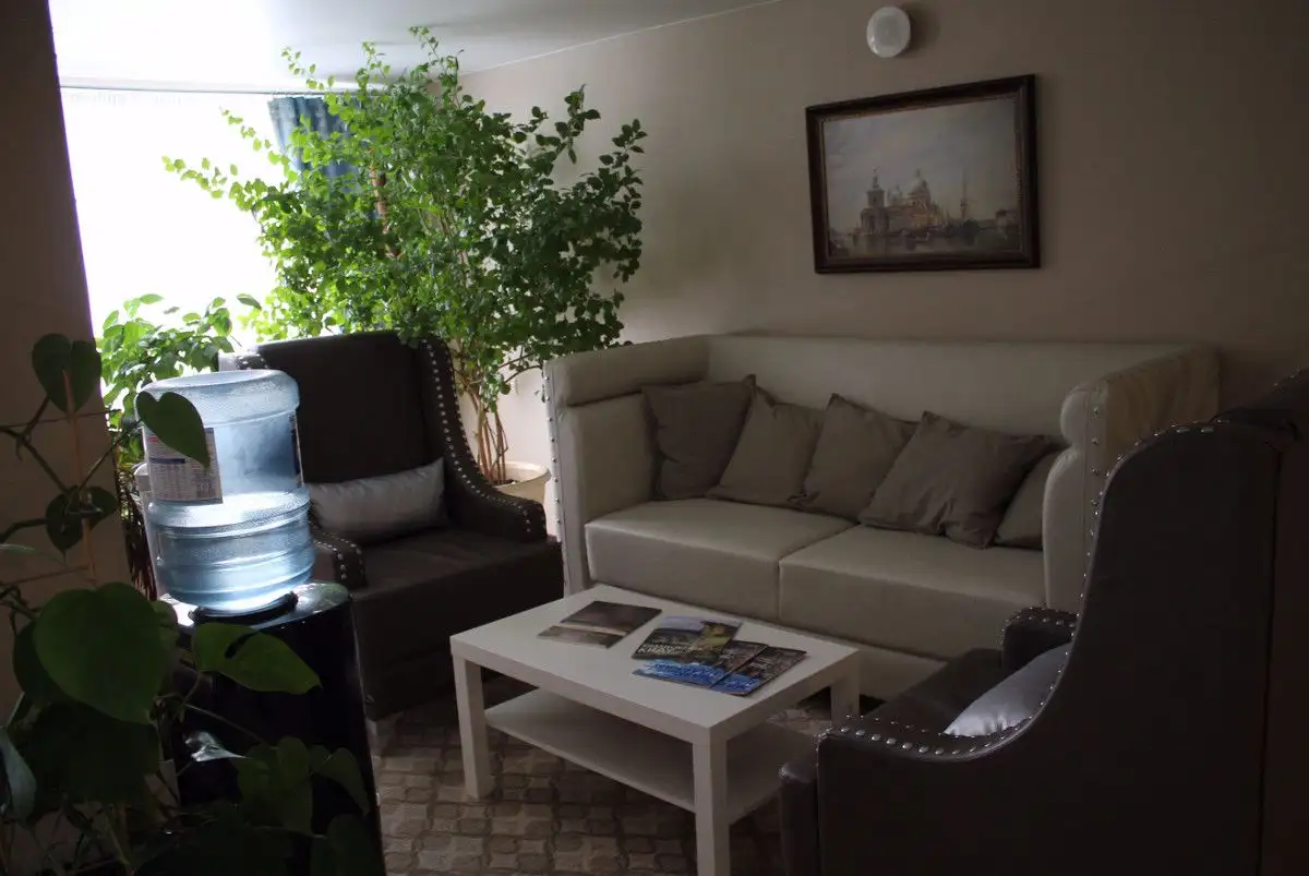 Мягкая мебель для отеля «Снежная сова»