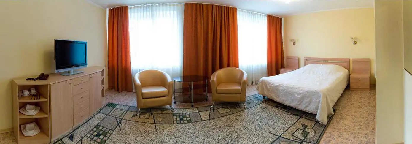 Мягкая мебель для отеля «Снежная сова»