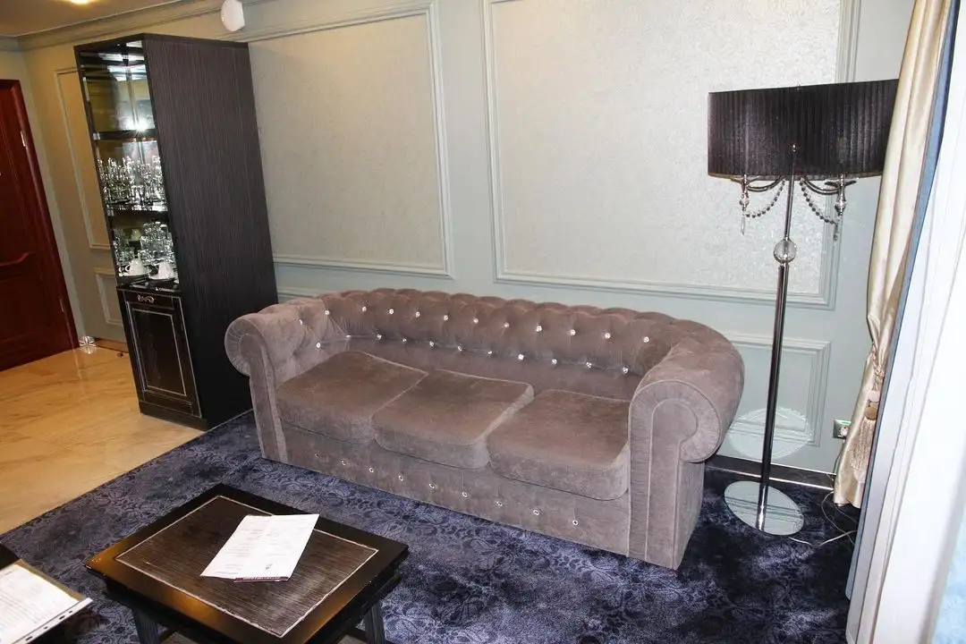 Мягкая мебель для отеля «Снежная сова»