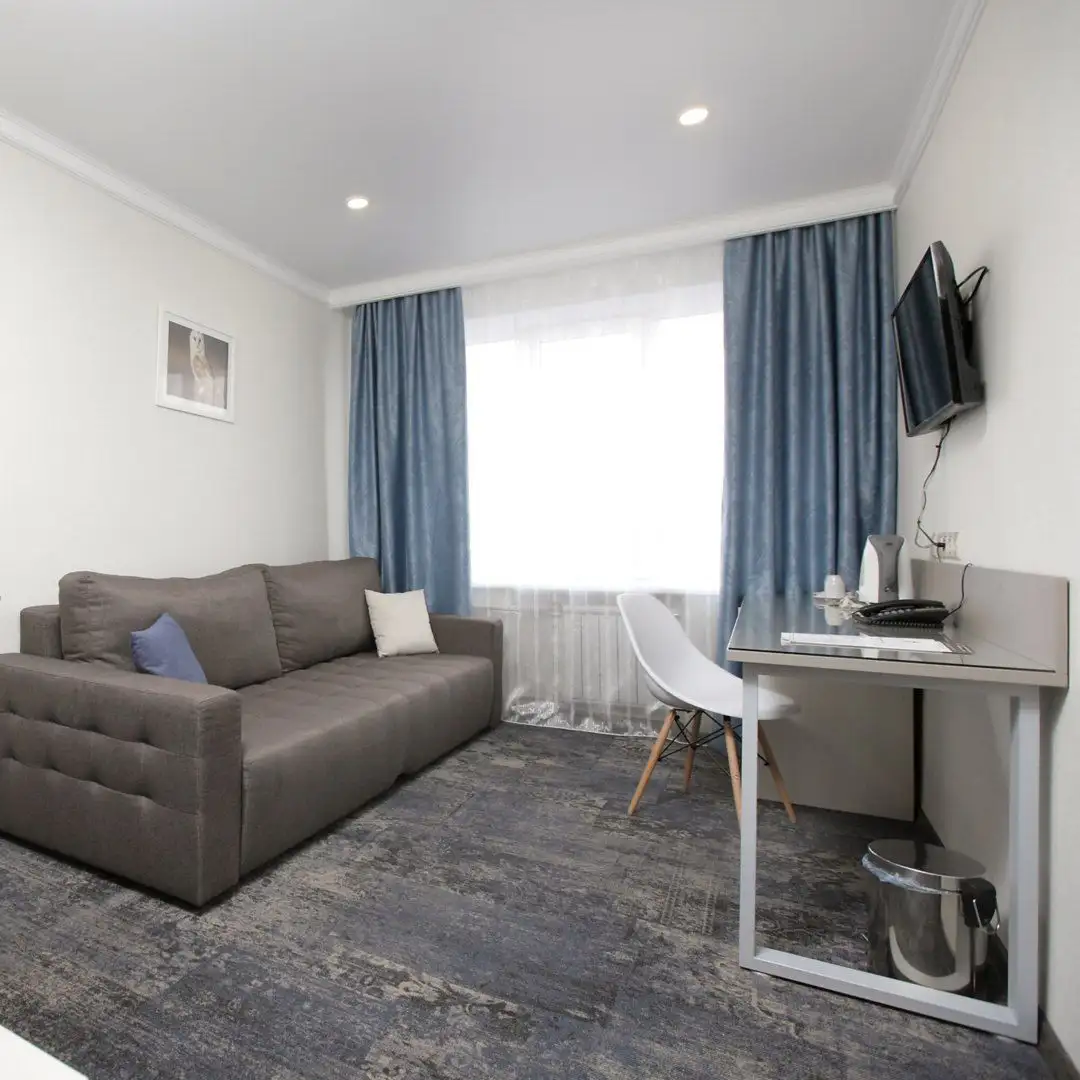 Мягкая мебель для отеля «Снежная сова»