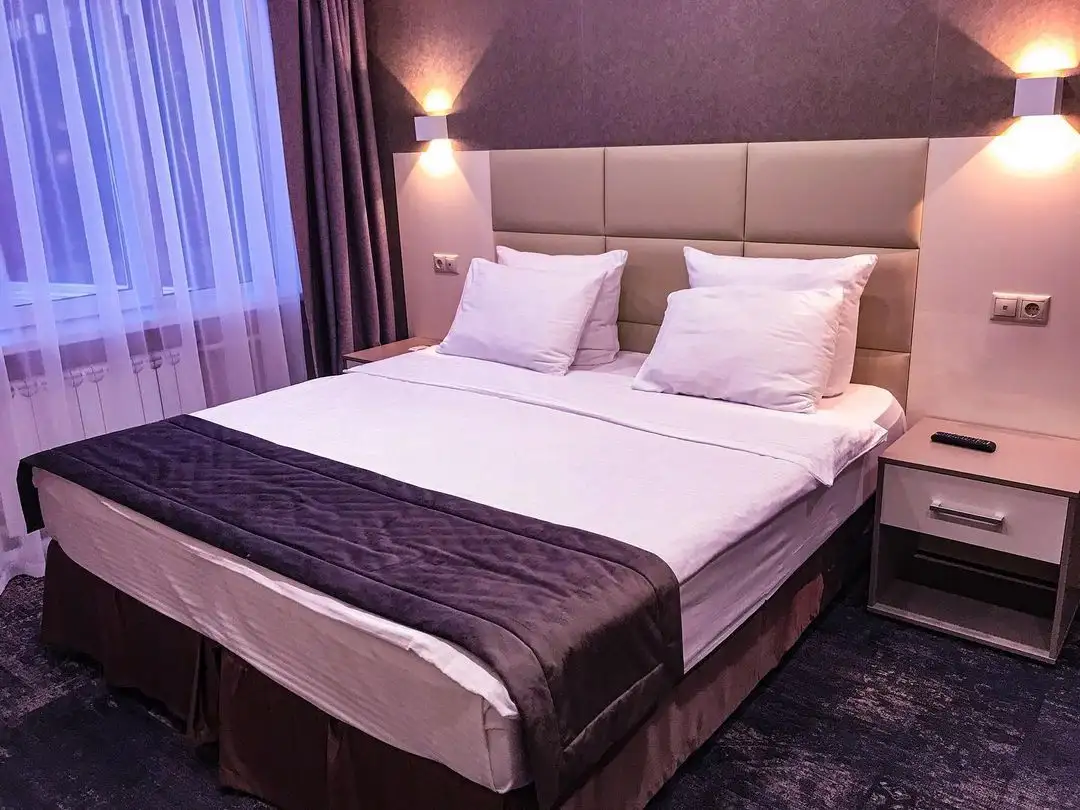 Мягкая мебель для отеля «Снежная сова»