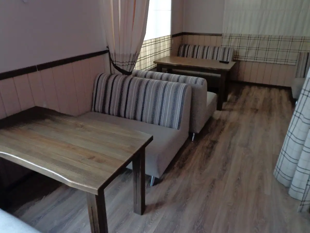 Мягкие элементы и диваны для ресторана «Парк гриль»