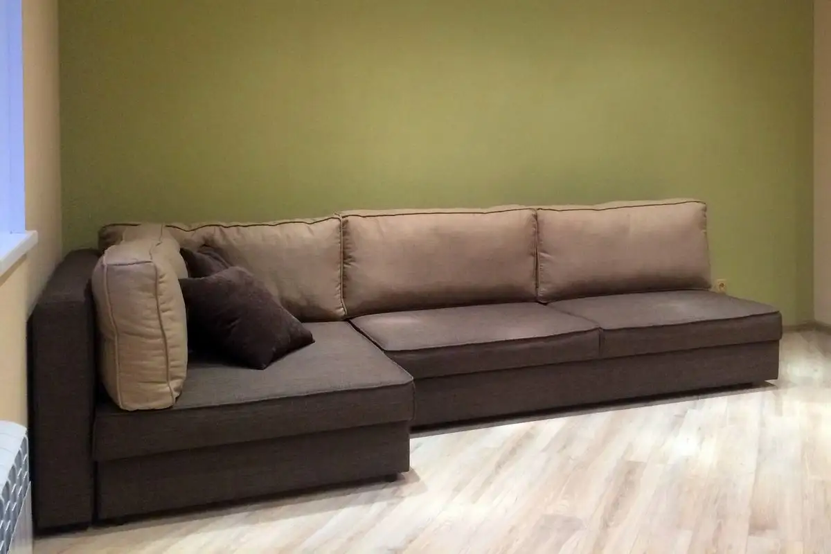 Диван Статус с кантами