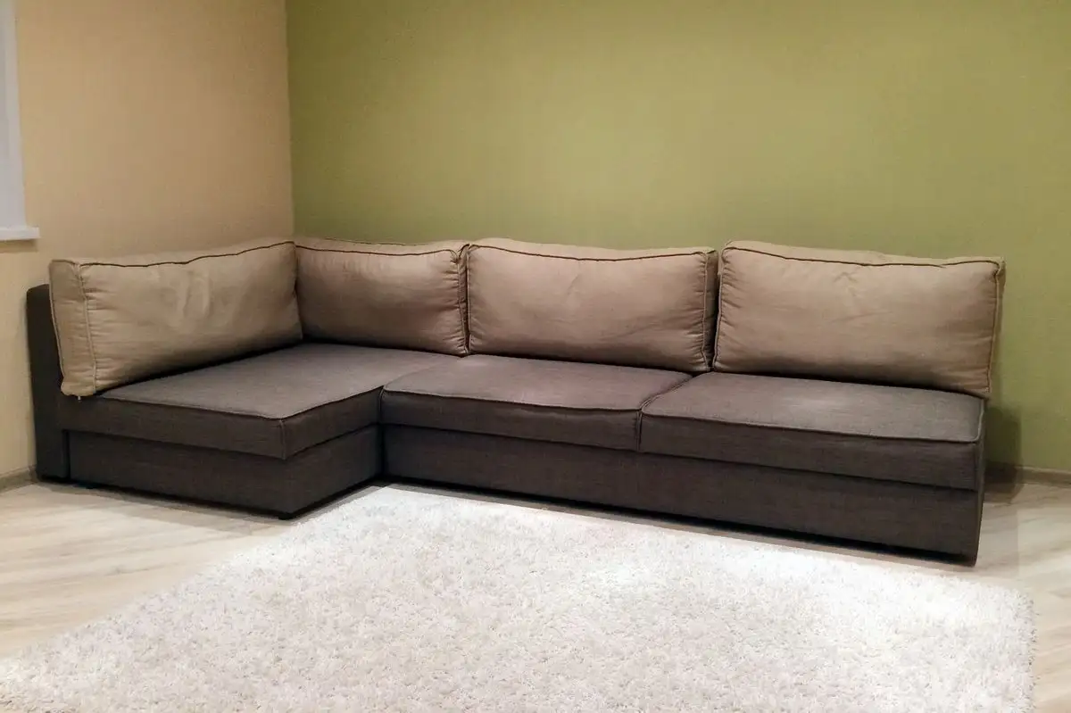 Диван Статус с кантами