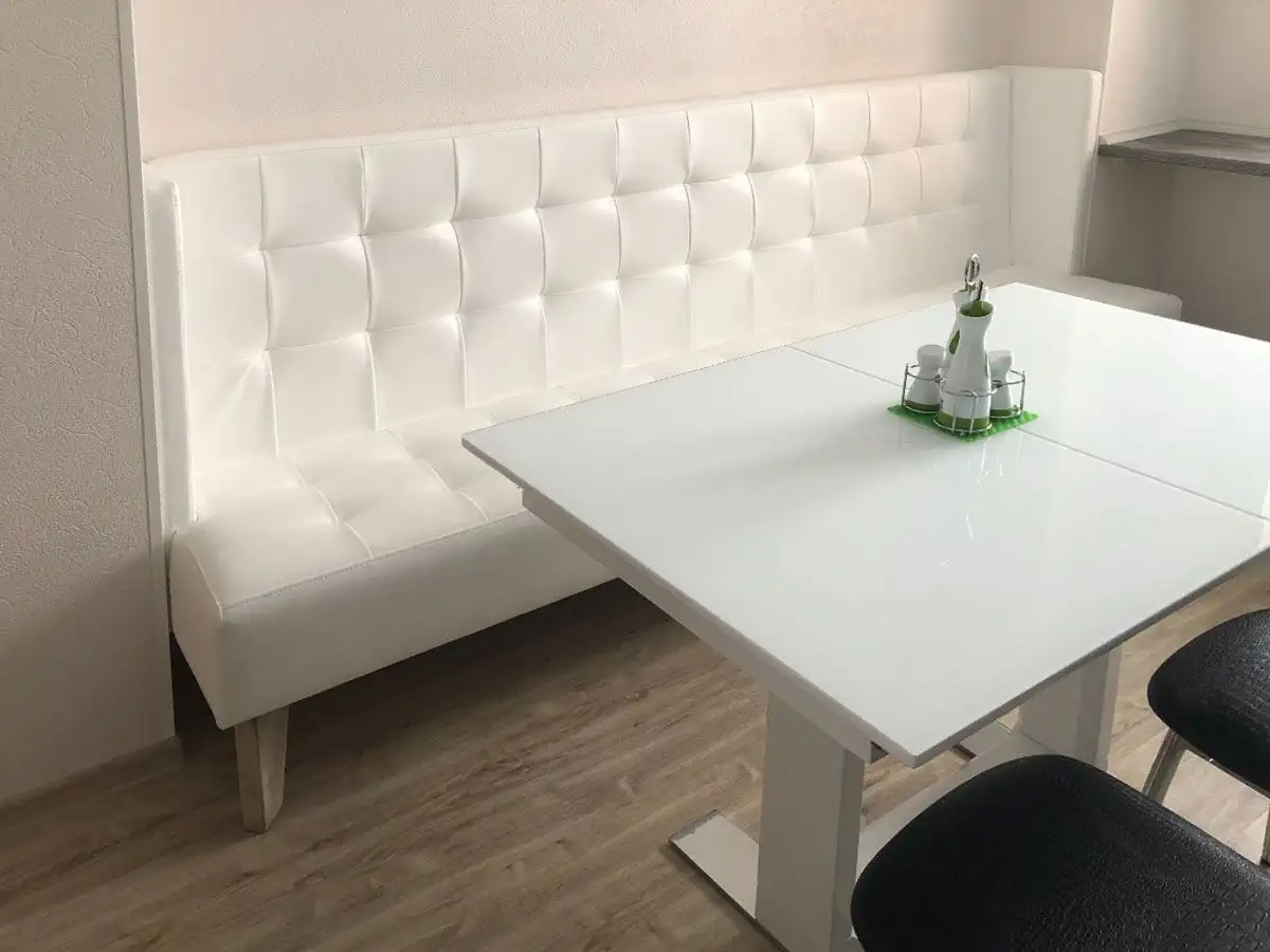 Диван Олфорд с подлокотниками для кухни