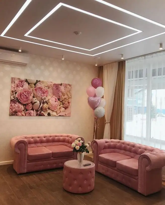 Мягкая мебель для центра косметологии «LASER LUXE»