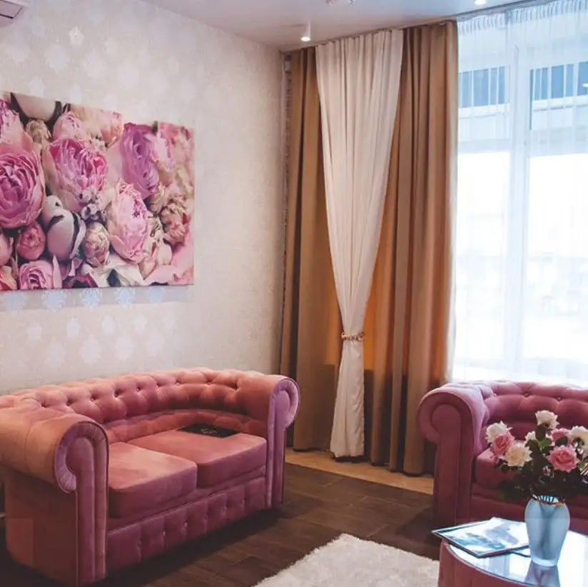 Мягкая мебель для центра косметологии «LASER LUXE»