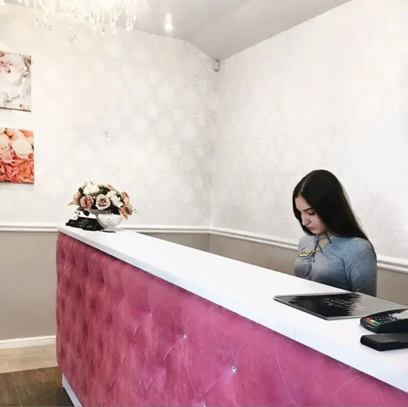 Мягкая мебель для центра косметологии «LASER LUXE»