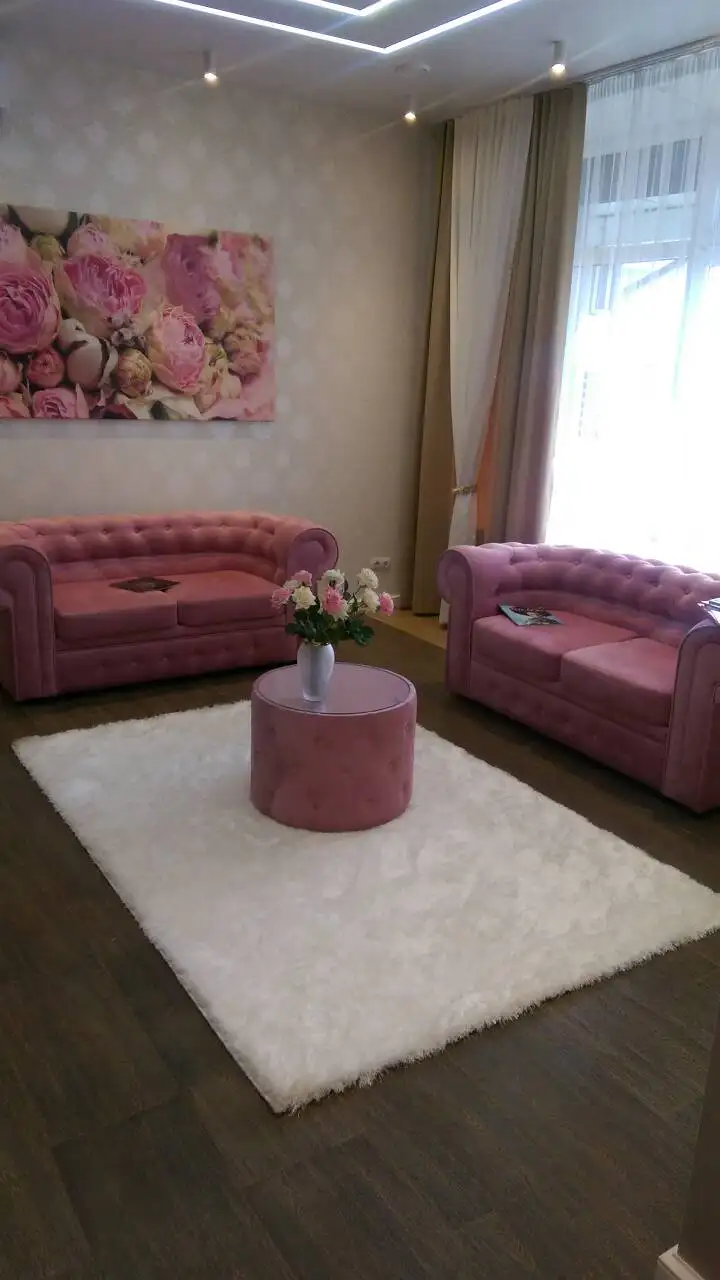 Мягкая мебель для центра косметологии «LASER LUXE»