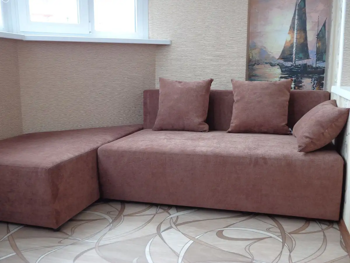 Диван на балкон