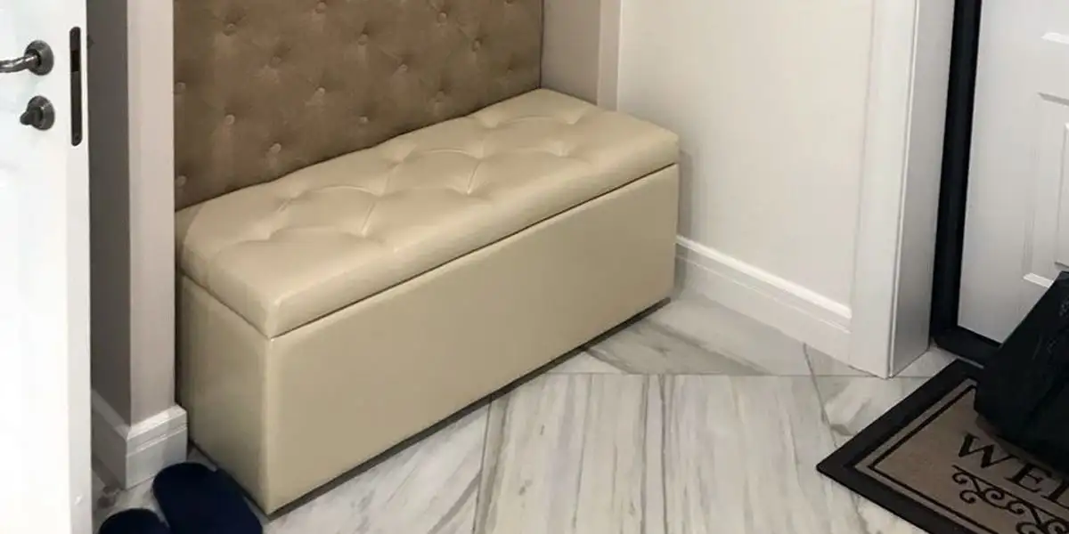 Банкетка в прихожую