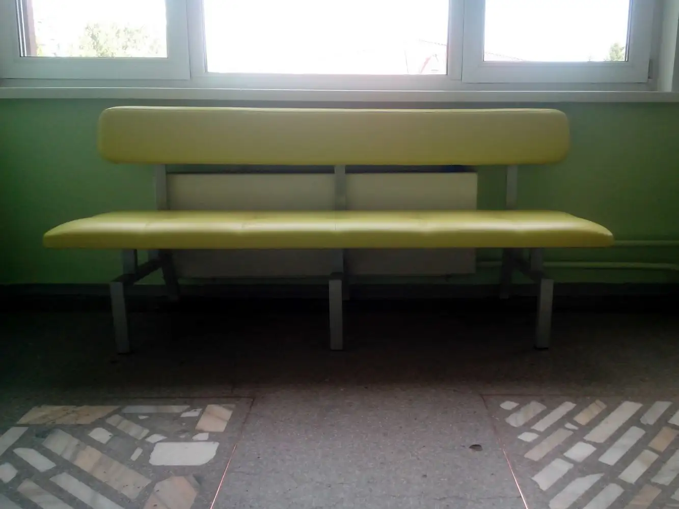 Мягкие скамейки для школы