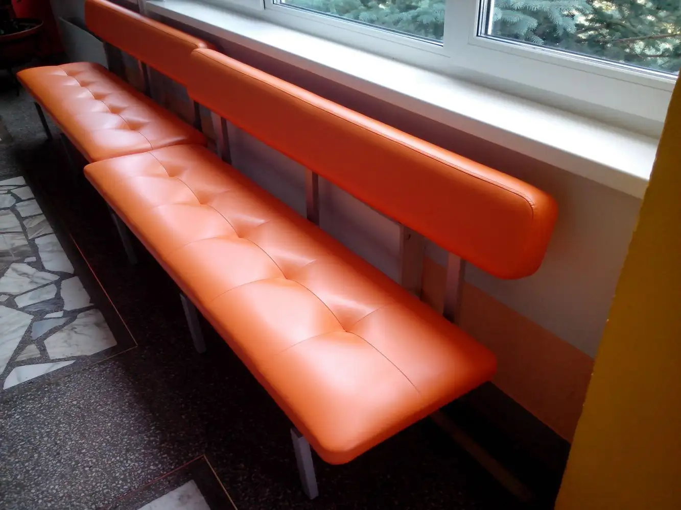 Мягкие скамейки для школы