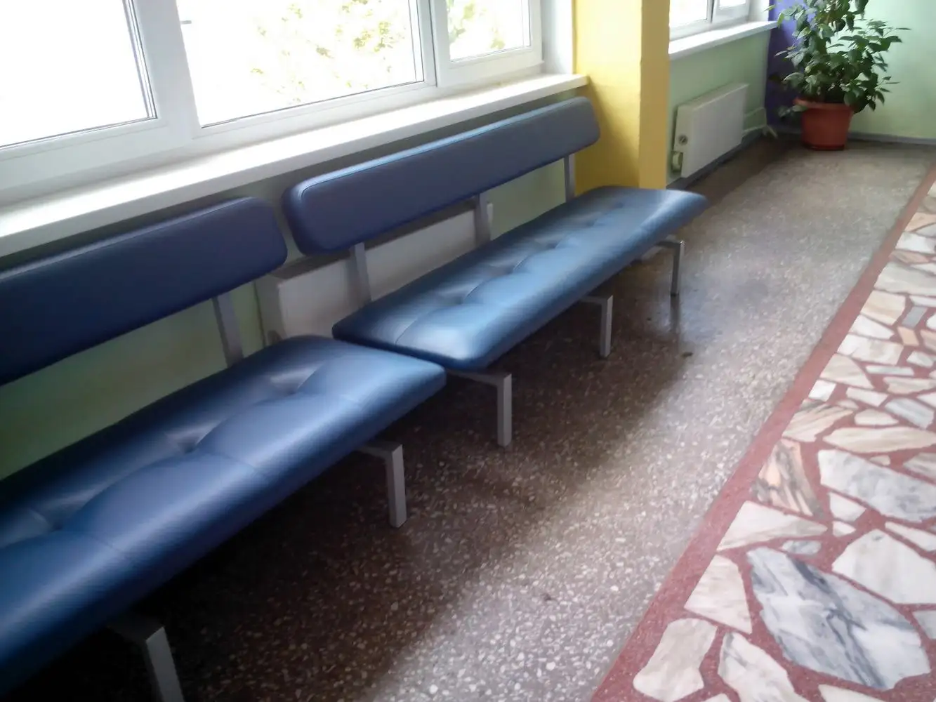 Мягкие скамейки для школы