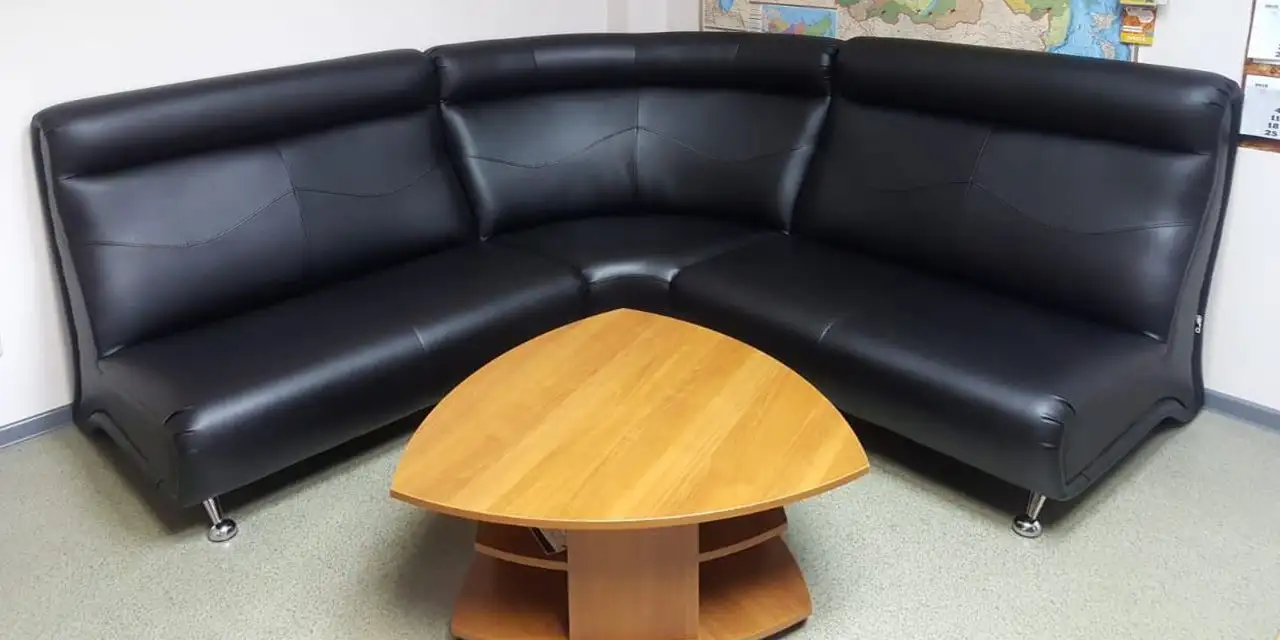 Офисный диван Флайт для редакции газеты