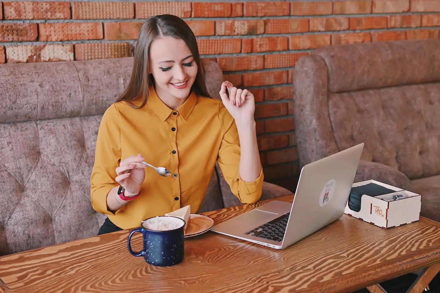 Диваны для кальянной TAKI 383