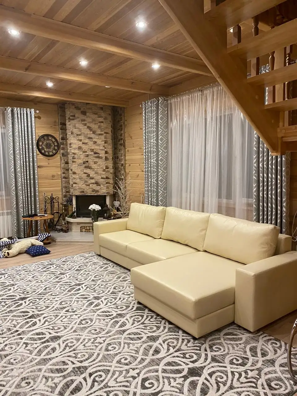 Диван Статус для дома