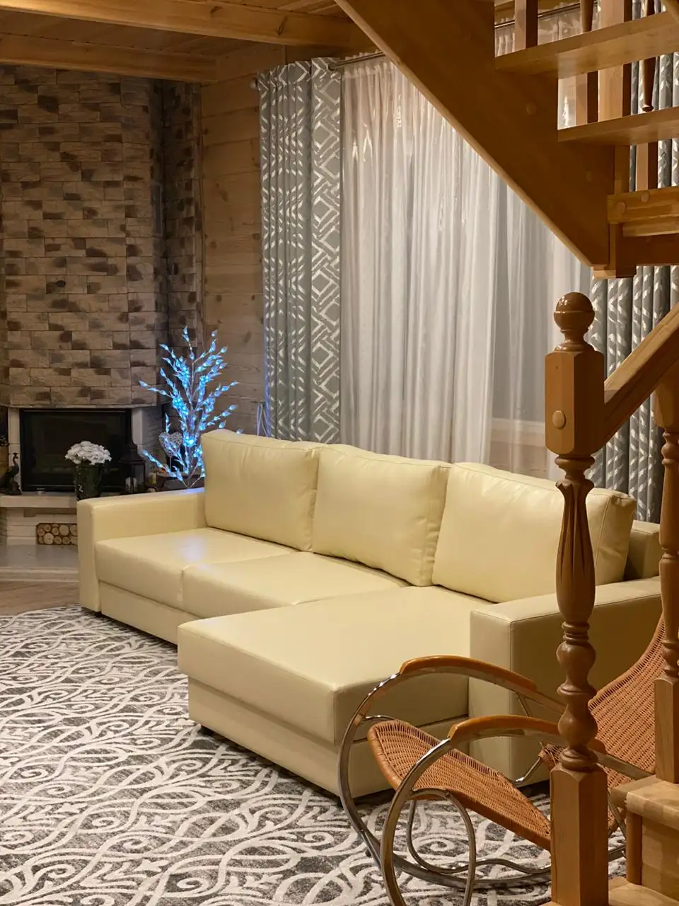 Диван Статус для дома