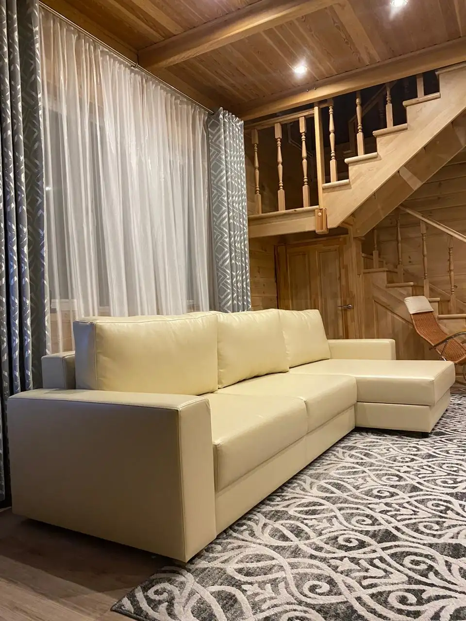 Диван Статус для дома