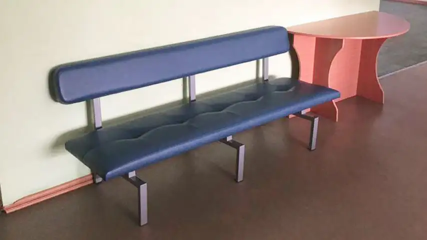 Скамейки Авеню и пуфы Сонет для Богучанской Средней Общеобразовательной школы №2